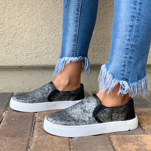 NIB Metallic Faux Pony Hair Fur Slip On Sneakers - Picture 6 of 8